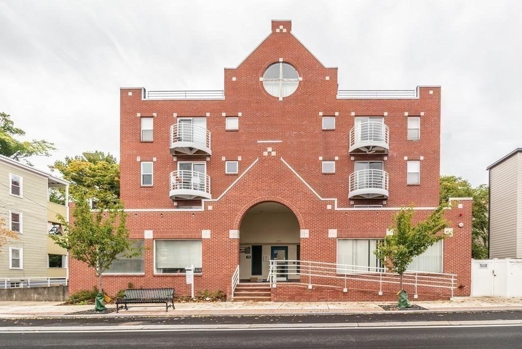 2 bed, 2 bath apartment for rent at 255 Beacon St Unit 4B, Somerville — photo 31 of 32