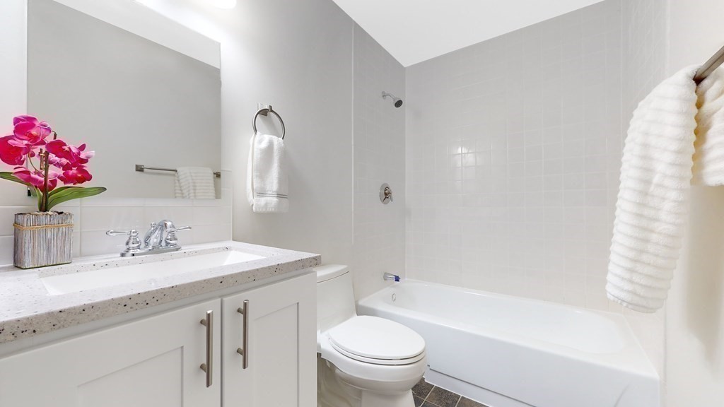 2 bed, 2 bath apartment for rent at 255 Beacon St Unit 4B, Somerville — photo 6 of 32