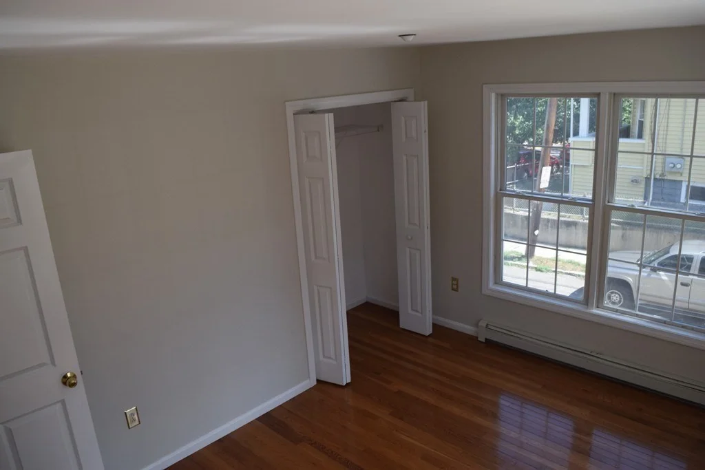 4 bed, 1 bath apartment for rent at 255 Boston Ave Unit 4, Tufts University — photo 9 of 16