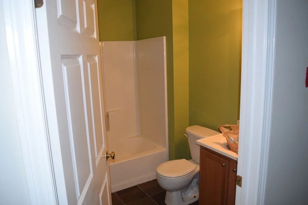4 bed, 1 bath apartment for rent at 255 Boston Ave Unit 4, Tufts University — photo 14 of 16