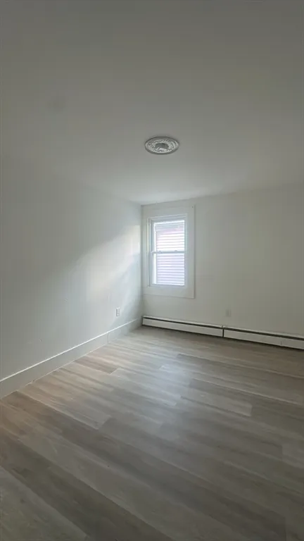 4 bed, 1 bath apartment for rent at 255 Boston St Unit 2, Lynn — photo 3 of 9