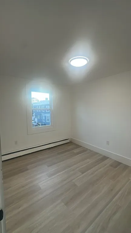 4 bed, 1 bath apartment for rent at 255 Boston St Unit 2, Lynn — photo 8 of 9