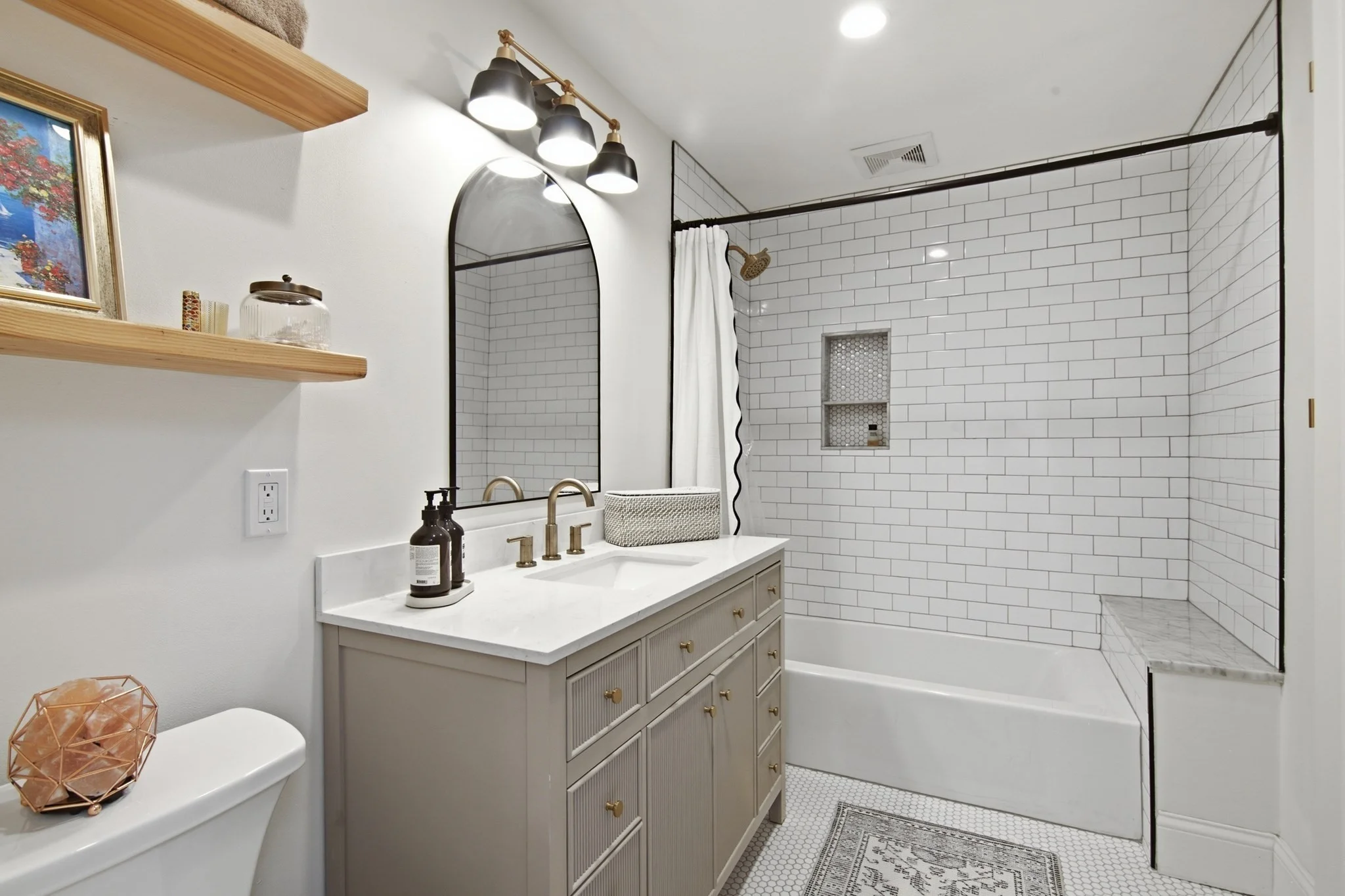 2 bed, 2 bath apartment for rent at 255 Gold St Unit 2, South Boston — photo 8 of 13