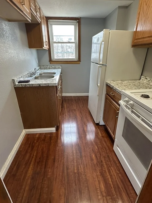1 bed, 1 bath apartment for rent at 255 Montaup Unit 1N, Fall River