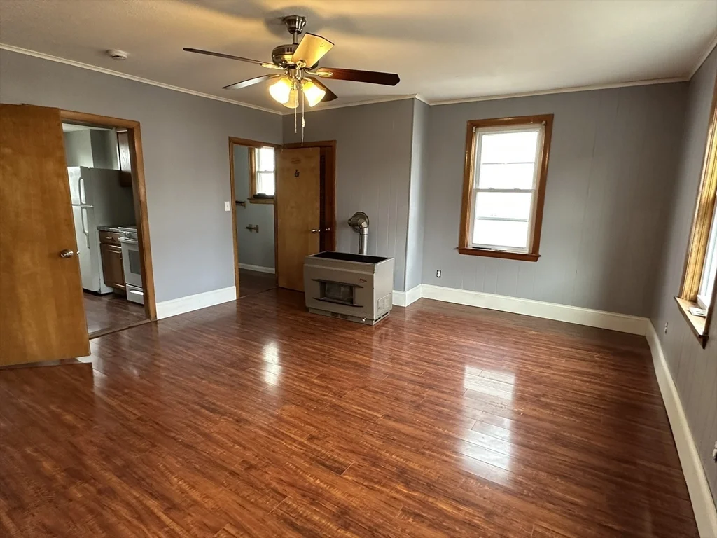 1 bed, 1 bath apartment for rent at 255 Montaup Unit 1N, Fall River — photo 2 of 5