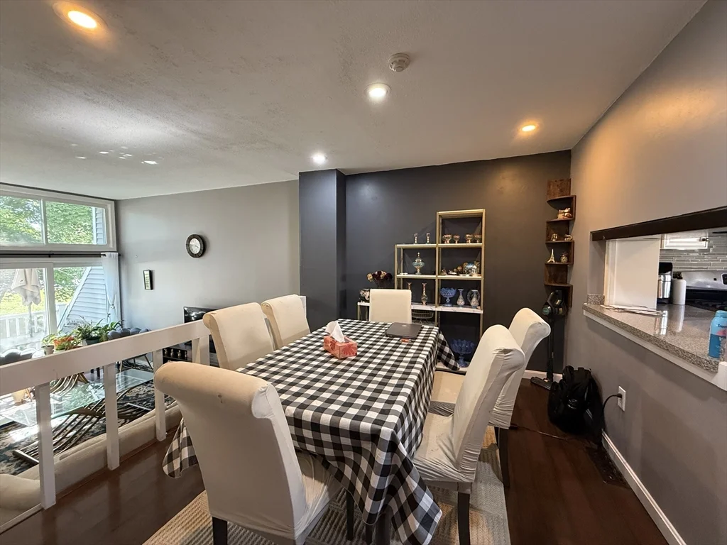 2 bed, 2 bath apartment for rent at 255 North Rd Unit 70, Chelmsford — photo 3 of 25
