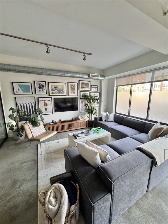1 bed, 1 bath apartment for rent at 255 Northampton Unit 203, South End — photo 4 of 22