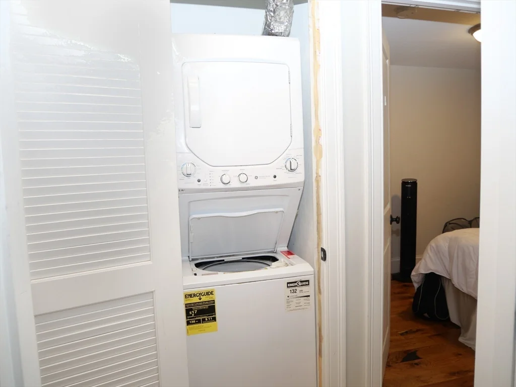 4 bed, 2 bath apartment for rent at 255 Paris Unit 2, East Boston — photo 10 of 13