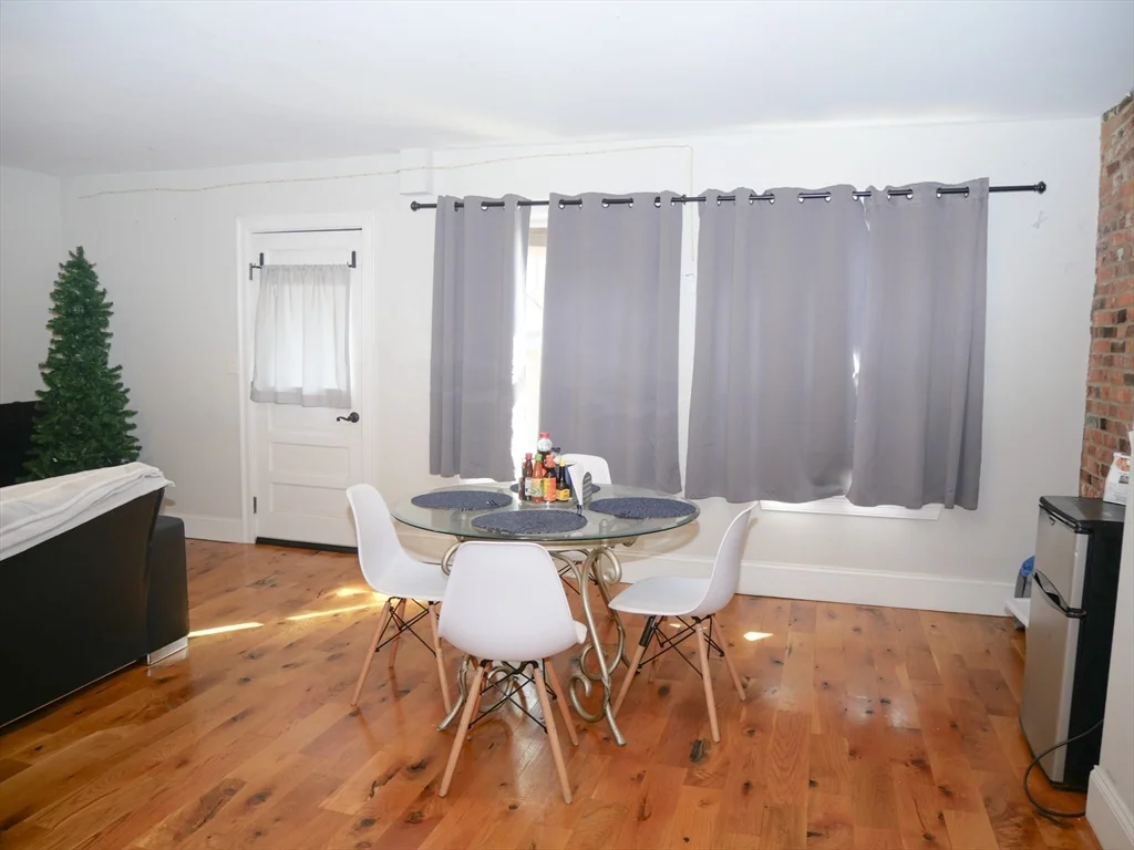 5 bed, 3 bath apartment for rent at 255 Paris Unit 3, East Boston — photo 1 of 17