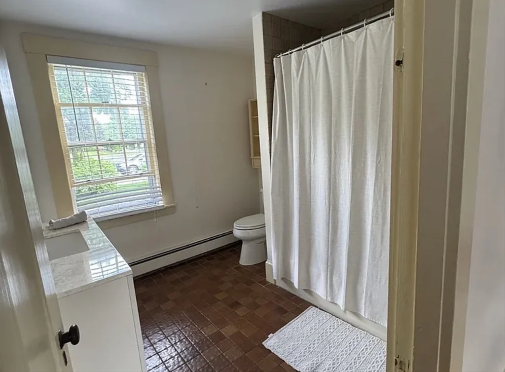 2 bed, 2 bath apartment for rent at 255 Plymouth St Unit 2, Abington — photo 6 of 6
