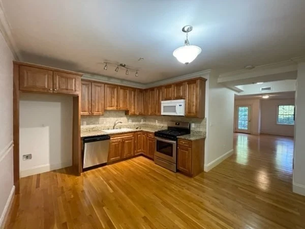 2 bed, 2 bath apartment for rent at 255 Winter Unit 304, Waltham — photo 2 of 13
