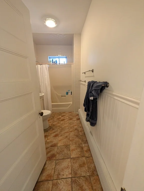 3 bed, 1 bath apartment for rent at 256 Aspinwall Ave Unit 3, Riverway Island — photo 9 of 9