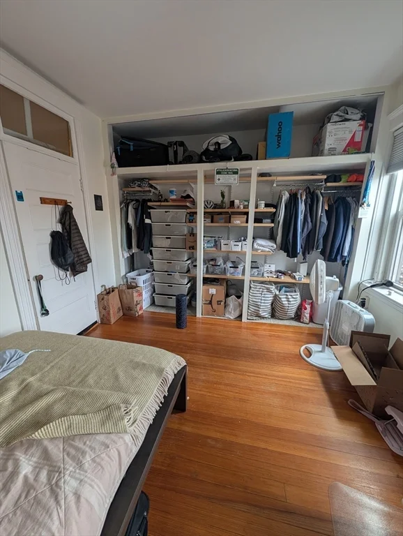 3 bed, 1 bath apartment for rent at 256 Aspinwall Ave Unit 3, Riverway Island — photo 3 of 9