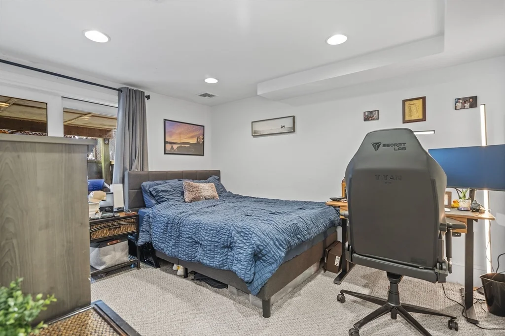 2 bed, 1 bath apartment for rent at 256 Bowen Unit 1, South Boston — photo 6 of 12