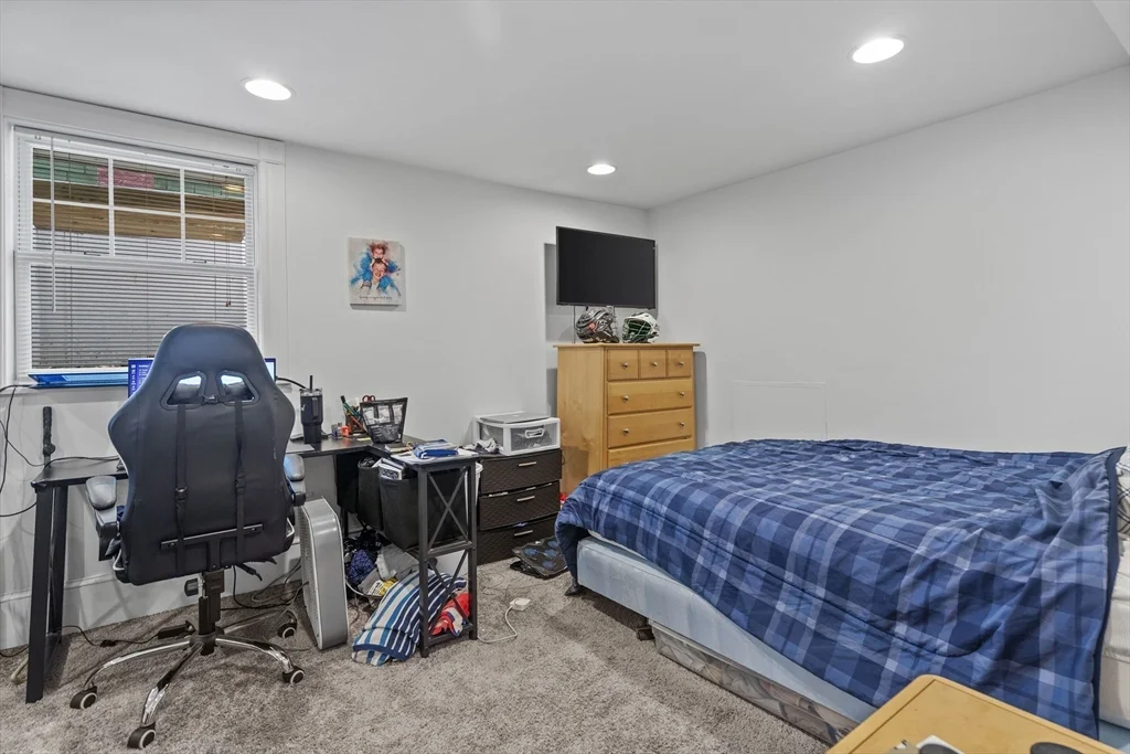 2 bed, 1 bath apartment for rent at 256 Bowen Unit 1, South Boston — photo 8 of 12