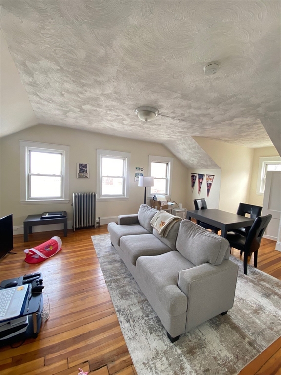 1 bed, 1 bath apartment for rent at 256 Corey Rd Unit 3, Brighton — photo 6 of 7