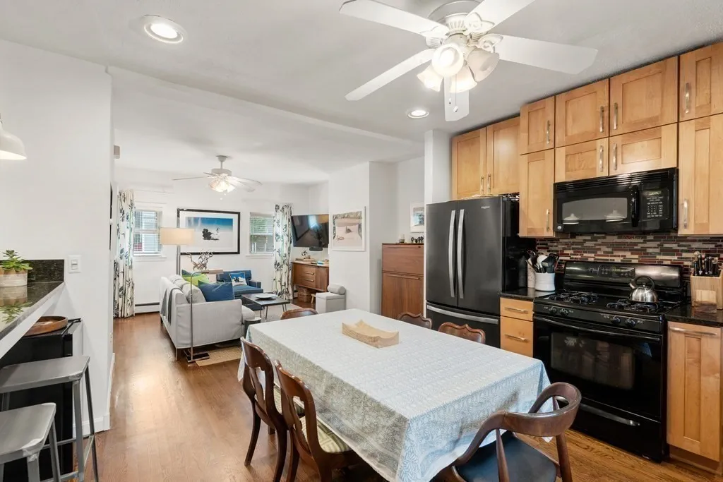 2 bed, 1.5 bath apartment for rent at 256 E St Unit 1, South Boston — photo 3 of 23