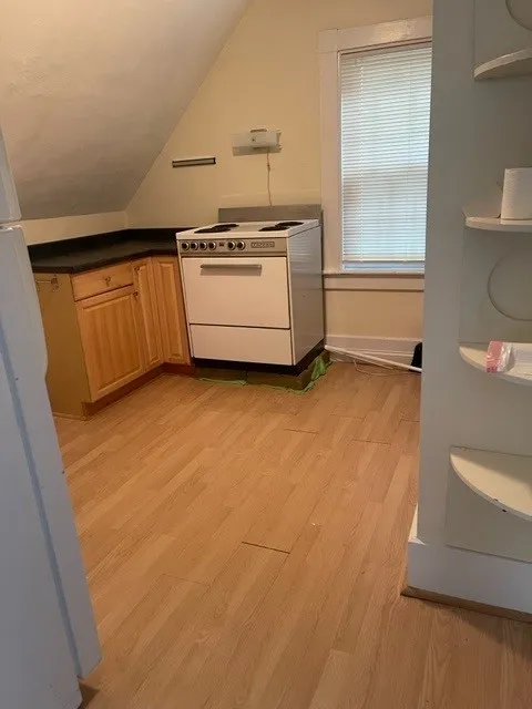 1 bed, 1 bath apartment for rent at 256 Lowell Ave Unit 2, Newtonville — photo 2 of 9