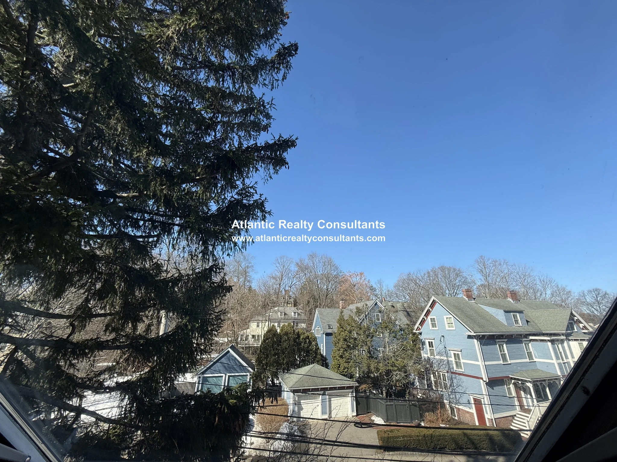 1 bed, 1 bath apartment for rent at 256 Lowell Ave Unit PH, Newtonville — photo 12 of 13