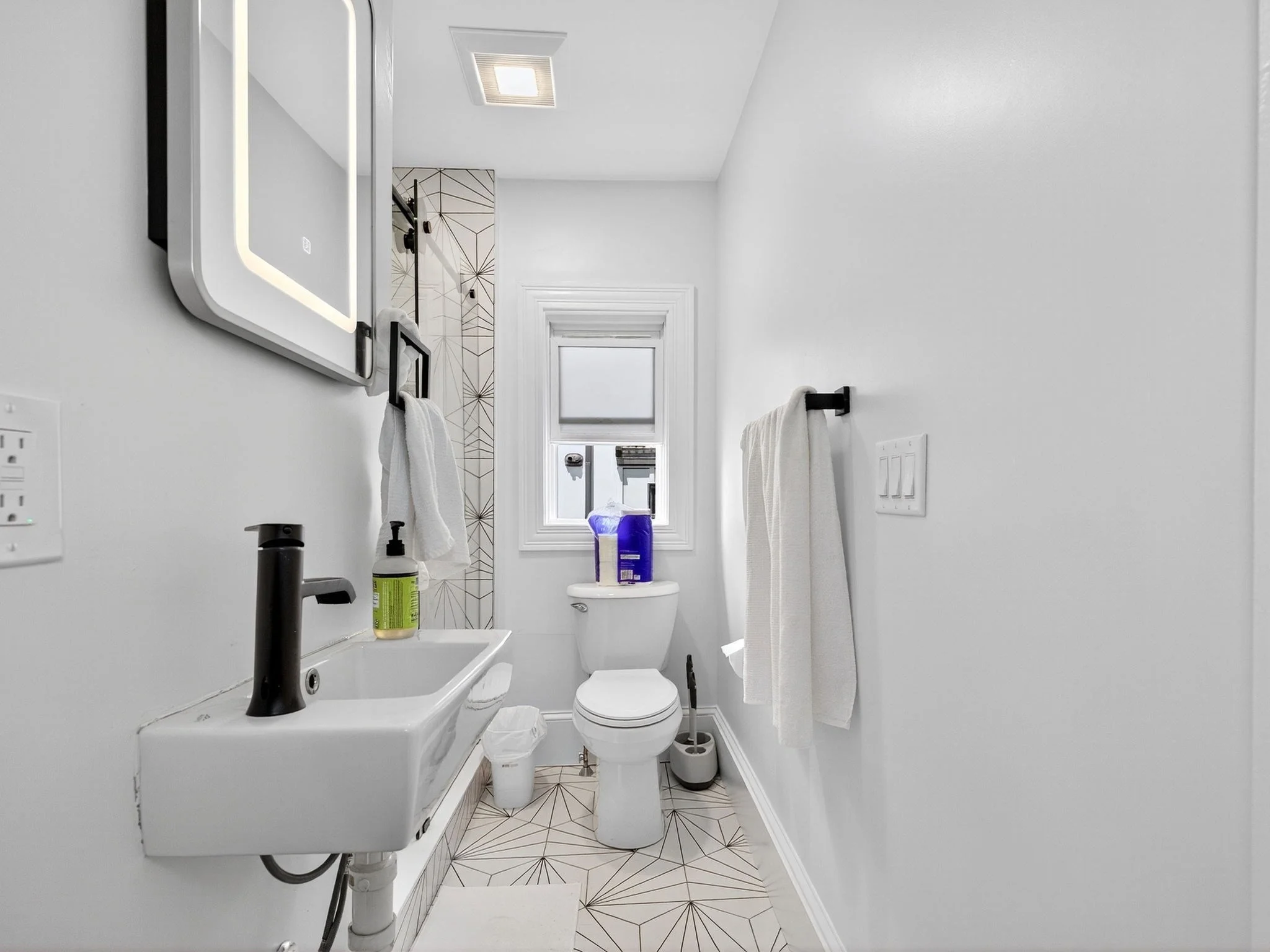 4 bed, 2 bath apartment for rent at 256 Main St Unit 2, Tufts University — photo 14 of 18