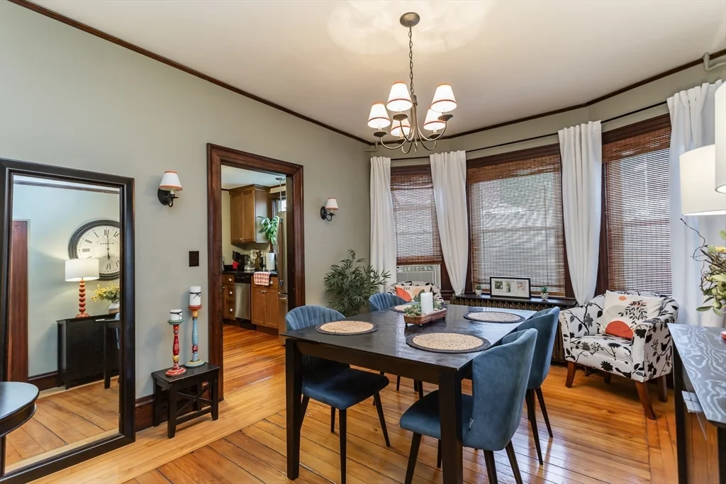 3 bed, 1 bath apartment for rent at 256 Maple St Unit 1, Fall River — photo 3 of 11