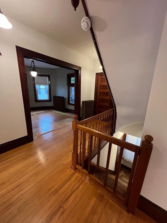 3 bed, 1 bath apartment for rent at 256 Maple St Unit 2, Fall River — photo 14 of 21