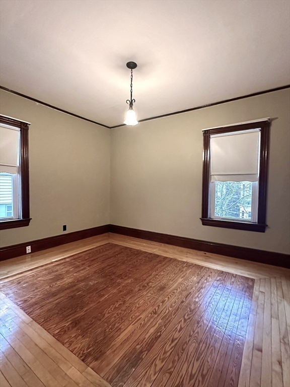 3 bed, 1 bath apartment for rent at 256 Maple St Unit 2, Fall River — photo 15 of 21