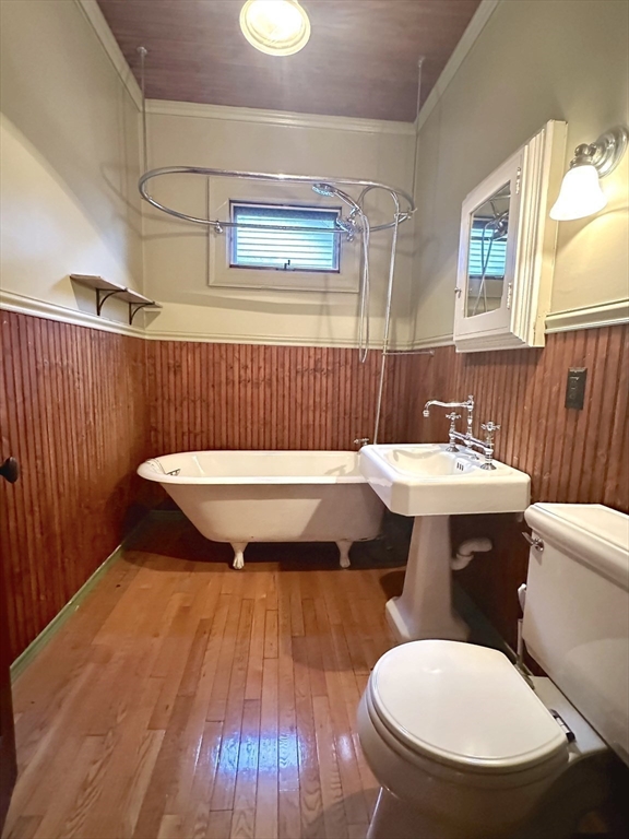 3 bed, 1 bath apartment for rent at 256 Maple St Unit 2, Fall River — photo 18 of 21