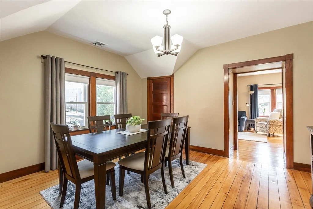 1 bed, 1 bath apartment for rent at 256 Maple St Unit 3, Fall River — photo 11 of 11