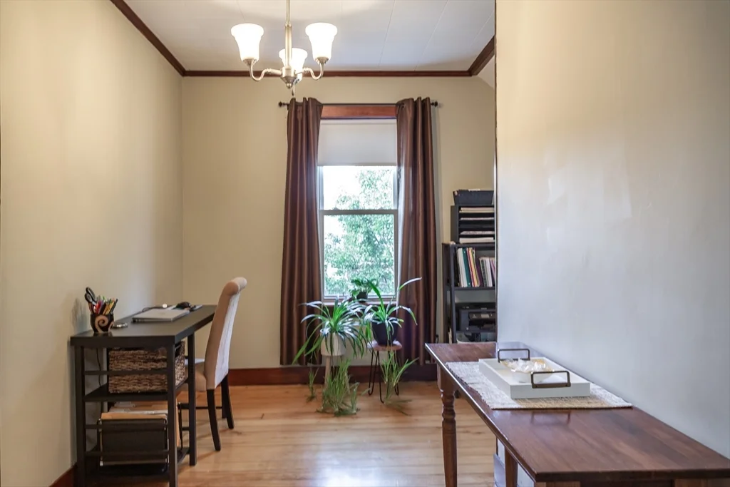 1 bed, 1 bath apartment for rent at 256 Maple St Unit 3, Fall River — photo 7 of 11