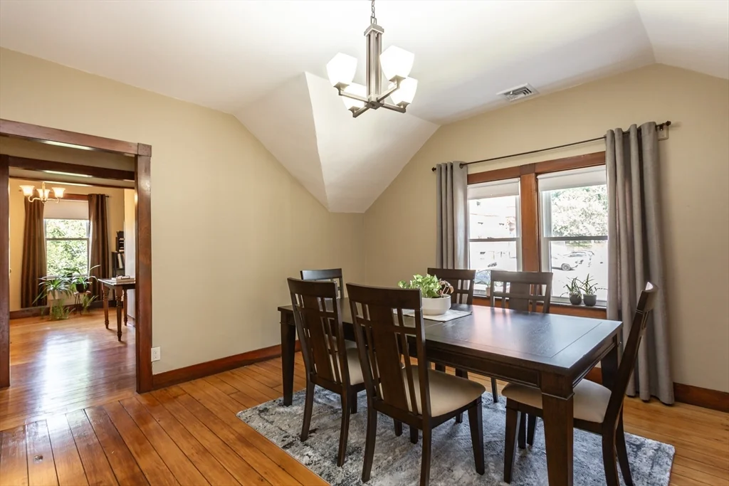 1 bed, 1 bath apartment for rent at 256 Maple St Unit 3, Fall River