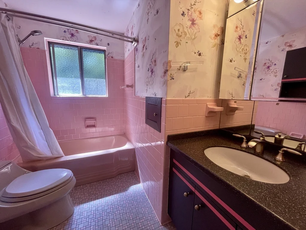 3 bed, 3 bath apartment for rent at 256 South Ave Unit 256, Weston — photo 20 of 27