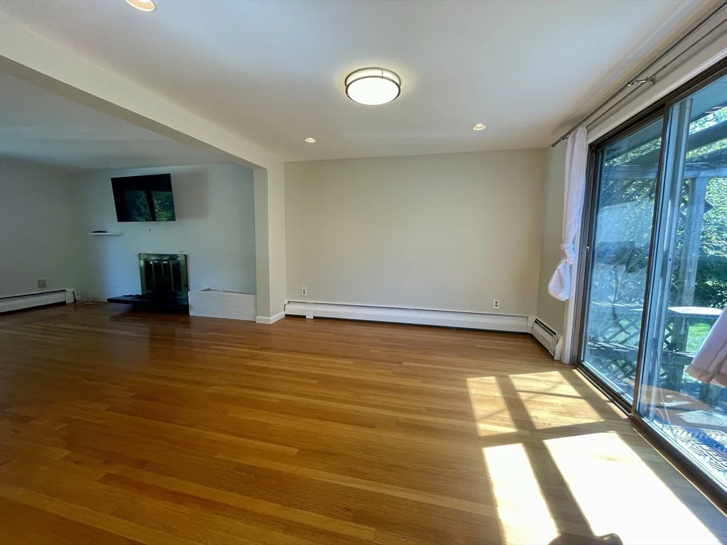 3 bed, 3 bath apartment for rent at 256 South Ave Unit 256, Weston — photo 8 of 27