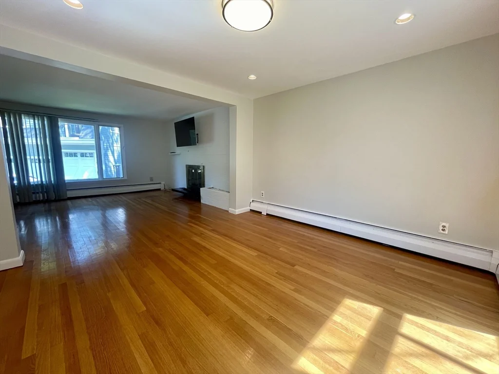 3 bed, 3 bath apartment for rent at 256 South Ave Unit 256, Weston — photo 11 of 27