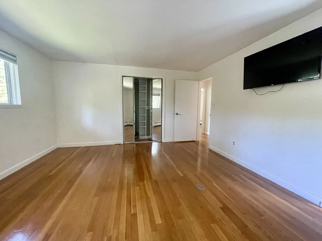 3 bed, 3 bath apartment for rent at 256 South Ave Unit 256, Weston — photo 21 of 27