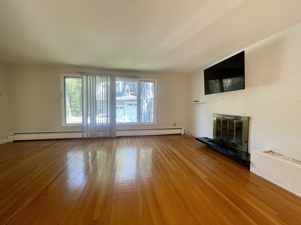 3 bed, 3 bath apartment for rent at 256 South Ave Unit 256, Weston — photo 7 of 27