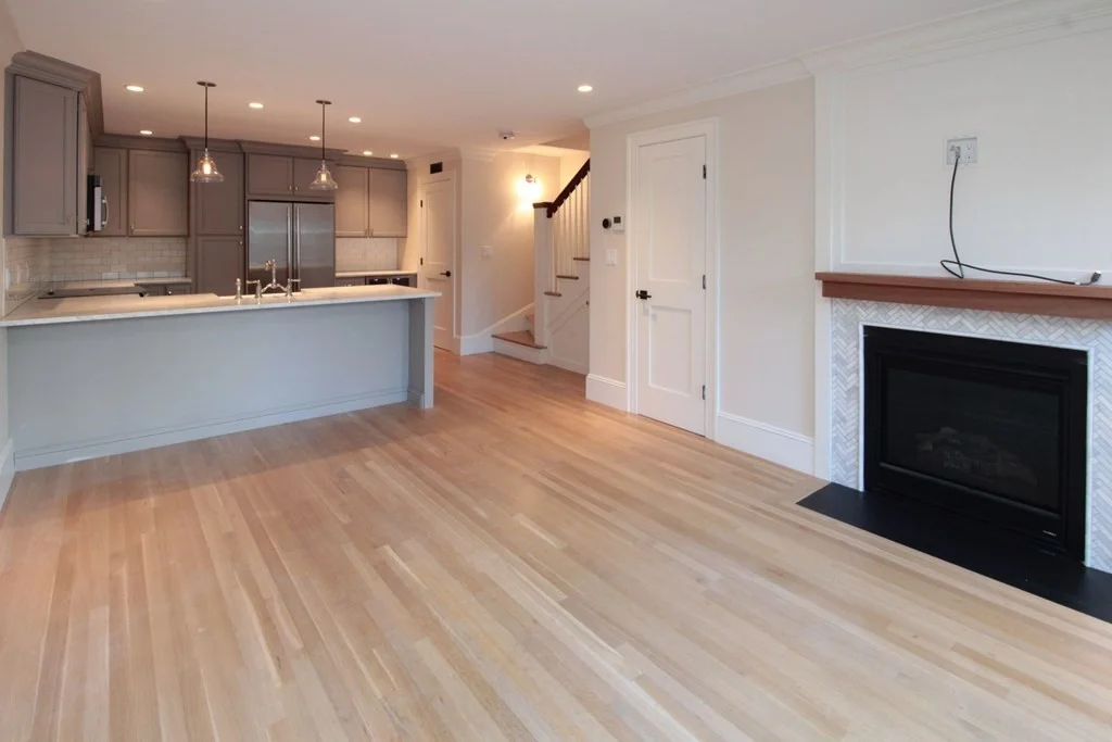 2 bed, 1 bath apartment for rent at 256 W 3rd St Unit 1, South Boston — photo 3 of 11