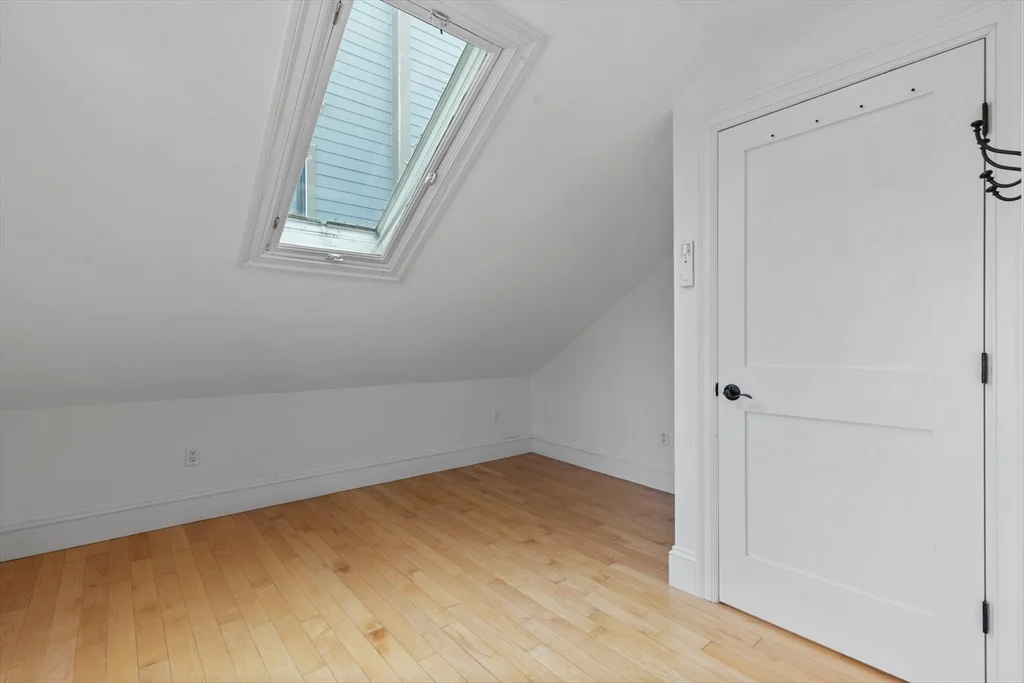 2 bed, 1 bath apartment for rent at 256 W 3rd St Unit 2, South Boston — photo 25 of 30