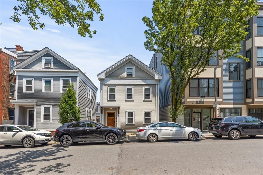 2 bed, 1 bath apartment for rent at 256 W 3rd St Unit 2, South Boston — photo 30 of 30