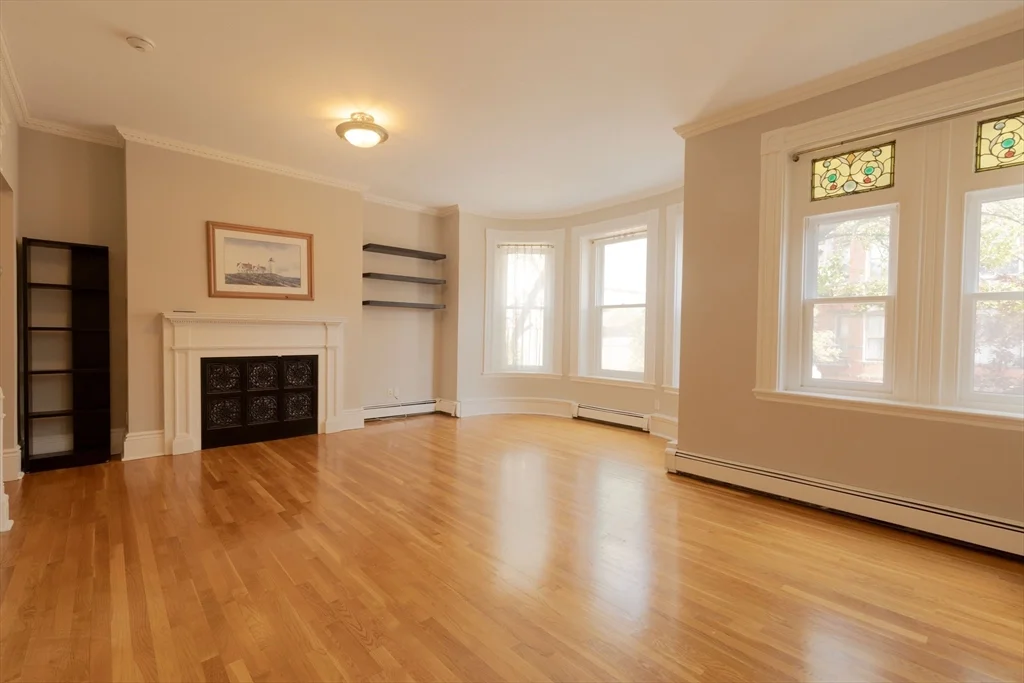 1 bed, 1 bath apartment for rent at 256 W Newton Unit 3, Back Bay — photo 10 of 25