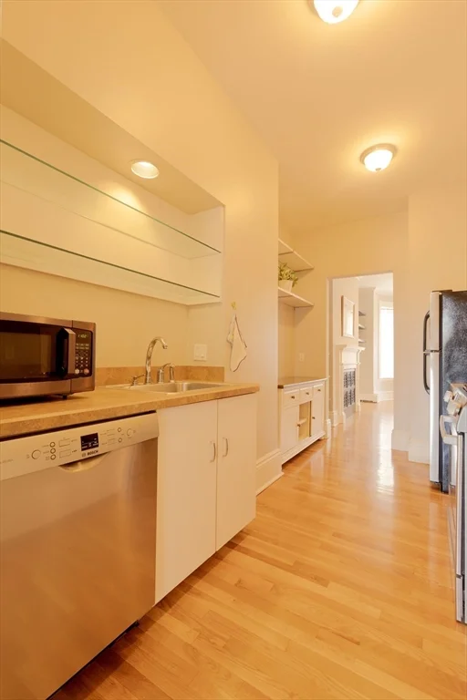 1 bed, 1 bath apartment for rent at 256 W Newton Unit 3, Back Bay — photo 16 of 25