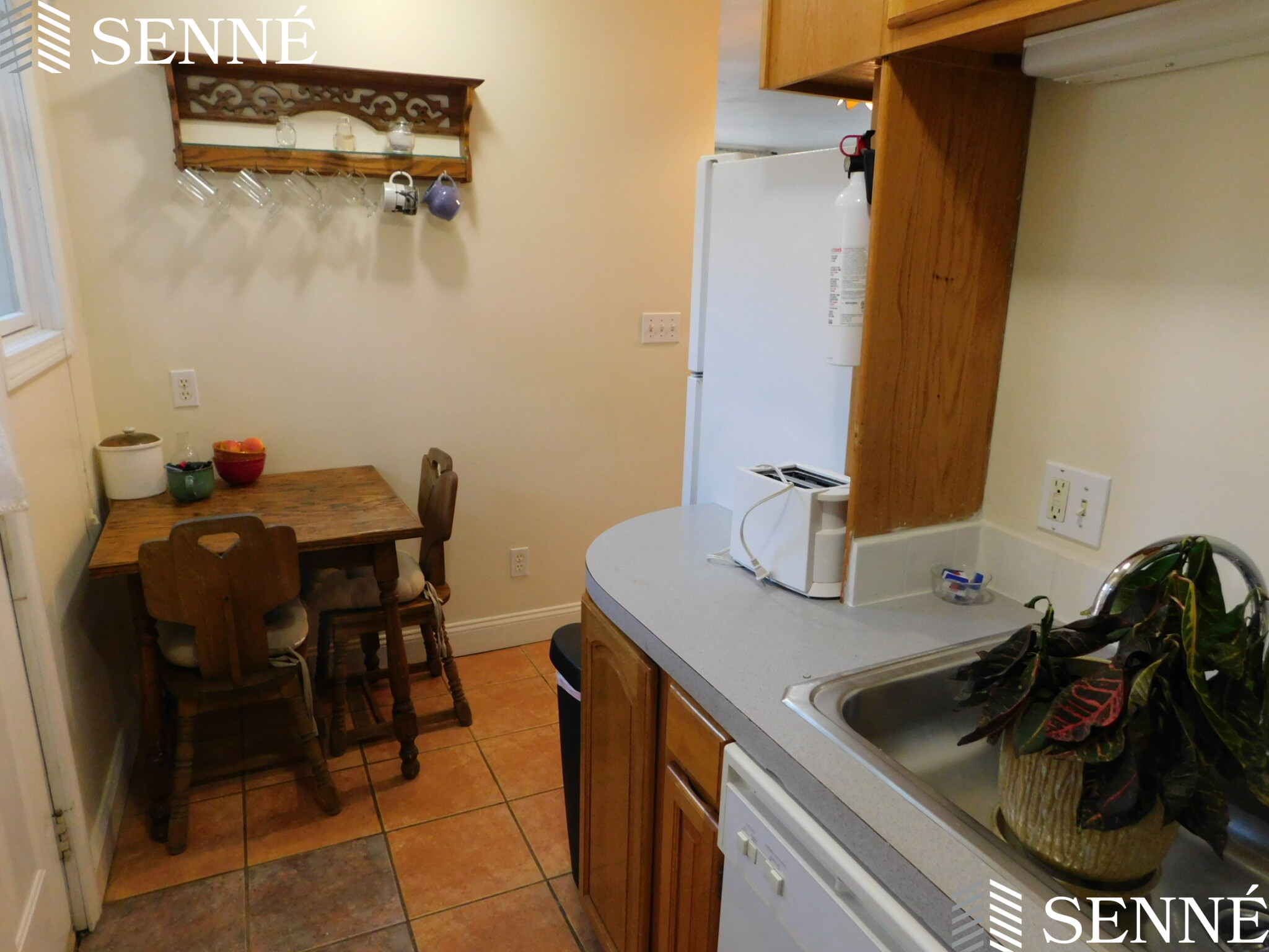 1 bed, 1 bath apartment for rent at 256 Walden St Unit A, Neighborhood Nine — photo 5 of 7