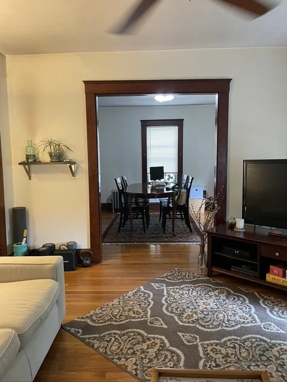 2 bed, 1 bath apartment for rent at 256B Robbins St Unit 2, Waltham — photo 5 of 10