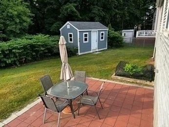 3 bed, 1 bath apartment for rent at 257 Bishop St Unit 257, Framingham — photo 11 of 13
