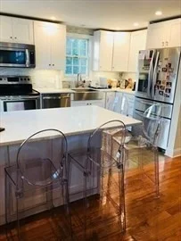 3 bed, 1 bath apartment for rent at 257 Bishop St Unit 257, Framingham — photo 3 of 13