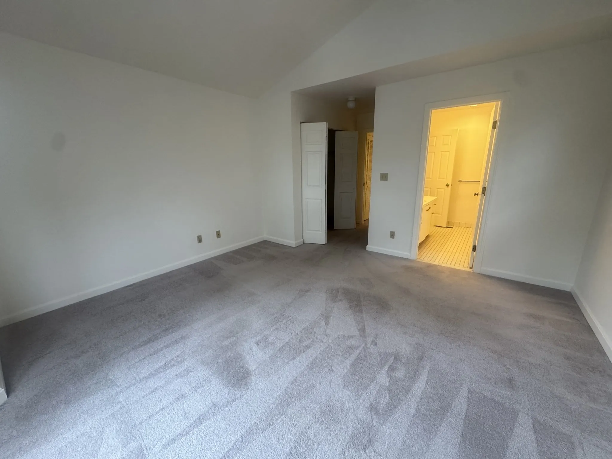 2 bed, 1 bath apartment for rent at 257 Dana Farms Unit 257, East Fairhaven — photo 14 of 24