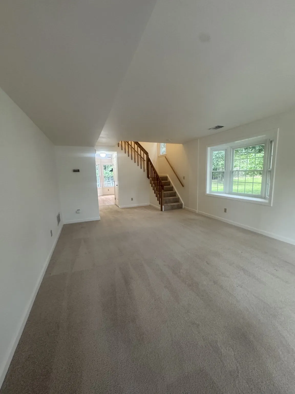 2 bed, 1 bath apartment for rent at 257 Dana Farms Unit 257, East Fairhaven — photo 6 of 24