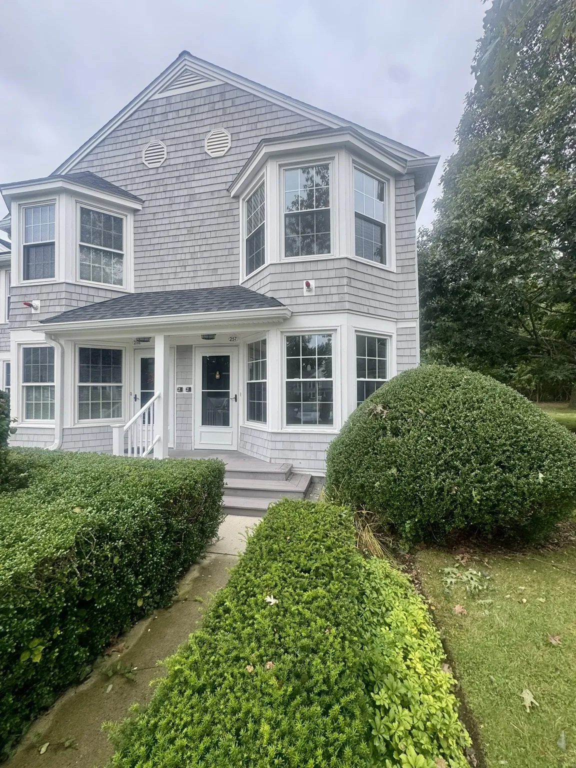 2 bed, 1 bath apartment for rent at 257 Dana Farms Unit 257, East Fairhaven — photo 1 of 24