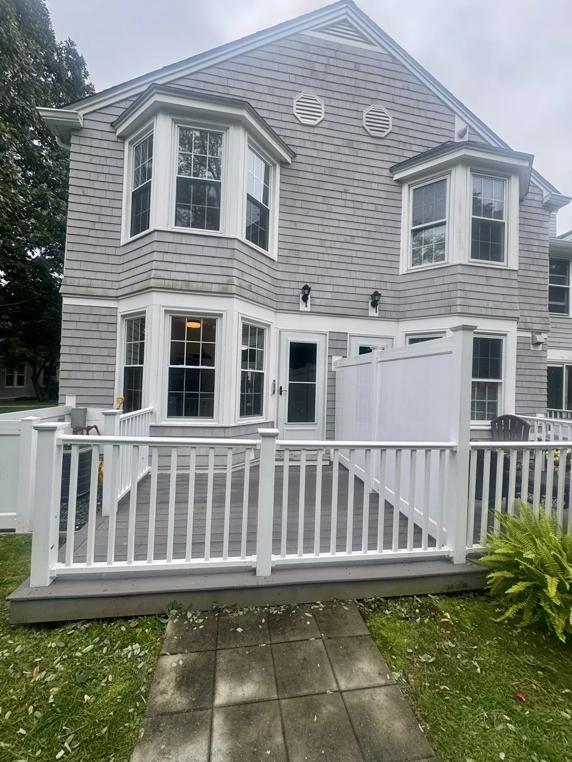 2 bed, 1 bath apartment for rent at 257 Dana Farms Unit 257, East Fairhaven — photo 2 of 24
