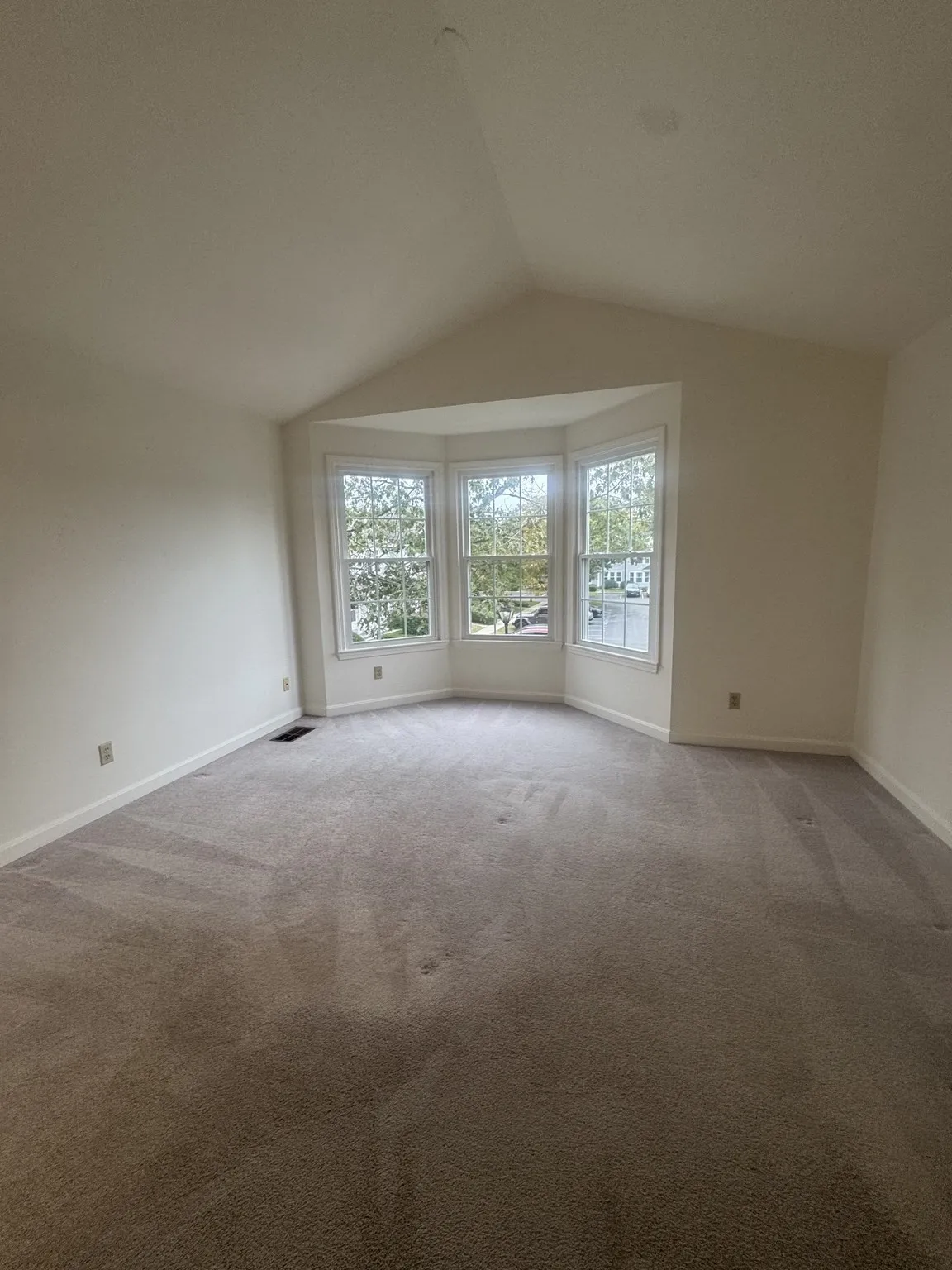 2 bed, 1 bath apartment for rent at 257 Dana Farms Unit 257, East Fairhaven — photo 8 of 24
